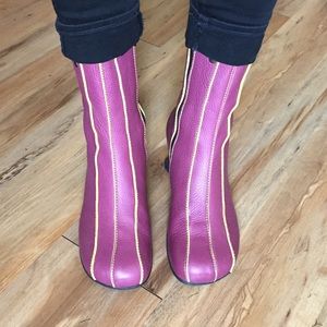 John Fluevog Minstrel Sonata, Raspberry, Size 9